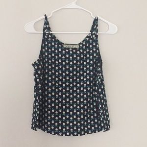 Apple Tank Top Size XS